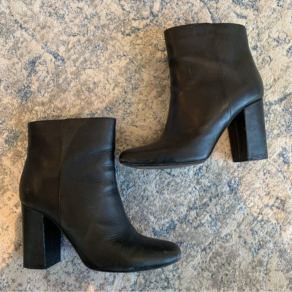 Charles David Black Leather Heeled Ankle Boots